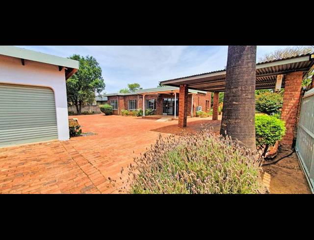 3 BEDROOM HOUSE FOR SALE IN WINGATE PARK